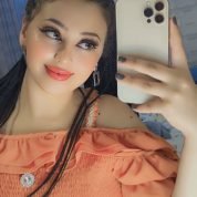 مانويلا, 23 سنةFes, المغرب