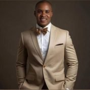 ads, 39 سنةSiderno, إيطاليا