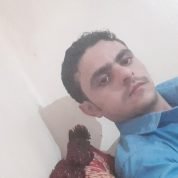 نبيل, 70 سنةLahij, اليمن