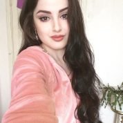 انسة محجبة, 28 سنةRabat, المغرب