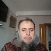 علي, 50 سنةChorfa, الجزائر